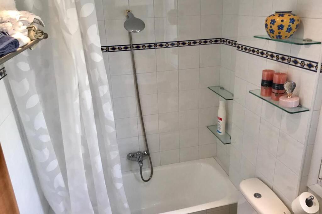 Piso Algorta+Wifi Gratis+Parking.Cerca De Bilbao. 格乔 外观 照片